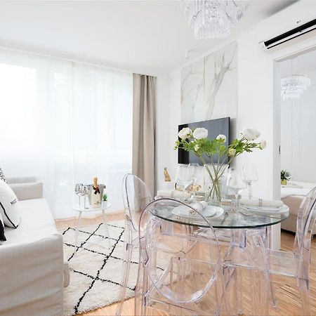 Glam & Modern By Cooee Apartments Warsaw Luaran gambar