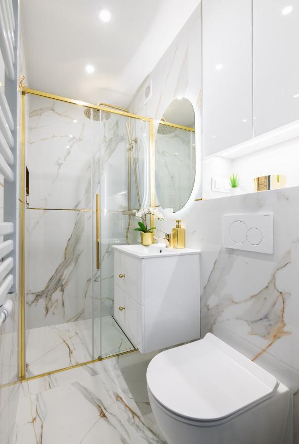 Glam & Modern By Cooee Apartments Warsaw Luaran gambar