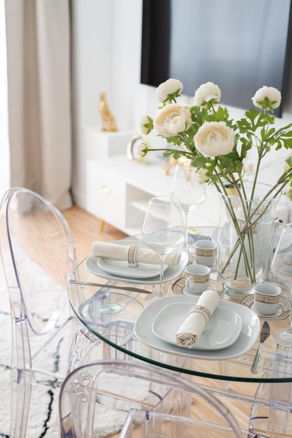 Glam & Modern By Cooee Apartments Warsaw Luaran gambar